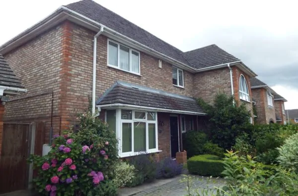 3 bedroom end of terrace house