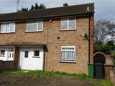 7 - 3 Bedroomed Semi in Luton