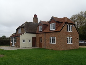 4 Bed extended cottage Slapton