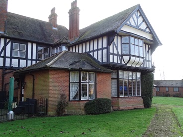 1 Bedroomed Flat Grade 2 listed Wingrave