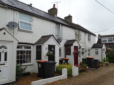 Eaton Bray  1 Bedroomed Cottage in Conservation Area
