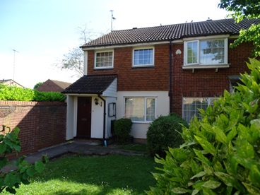 Houghton Regis,  Bedfordshire 3 Bedroomed End of Terrace