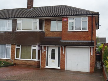 Dunstable Bedfordshire 4 Bedroomed Semi Detached