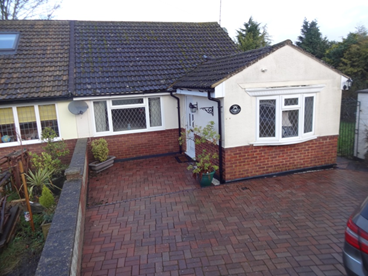 3 Bedroomed Semi Bungalow in Wendover Bucks.