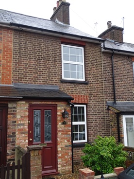 Boxmoor 2 Bedroomed Victorian Terraced Cottage