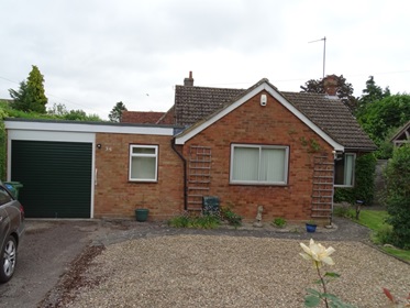 2 Bedroomed Detached Bungalow Edlesborough