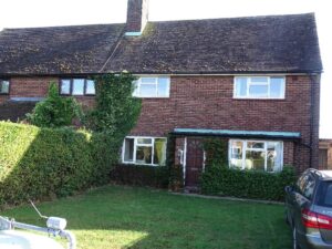 Large Semi-Detached for Moder.