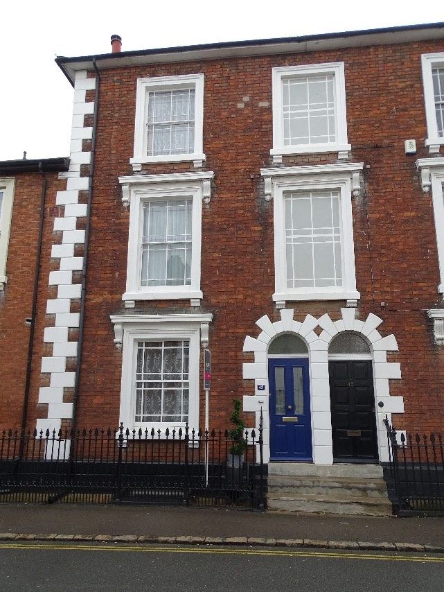 Grade II listed property with Cellar in Leighton Buzzard