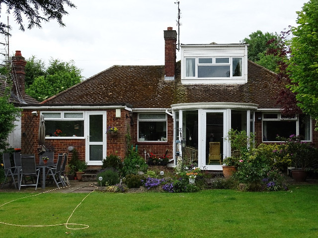 Detached Bungalow in Dunstable Garden