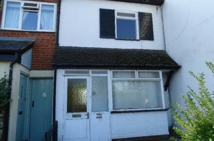 2-Bedroomed-Terrace-Wing-Bedfordshire-to-be-modernised.