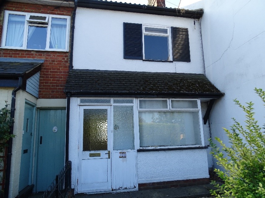 2 Bedroomed Terrace, Wing, Bedfordshire to be modernised.