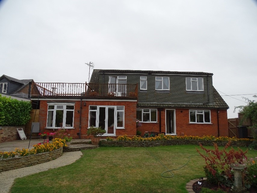 4 Bedroomed Chalet Bungalow, Extended in Eaton Bray. Bedfordshire.