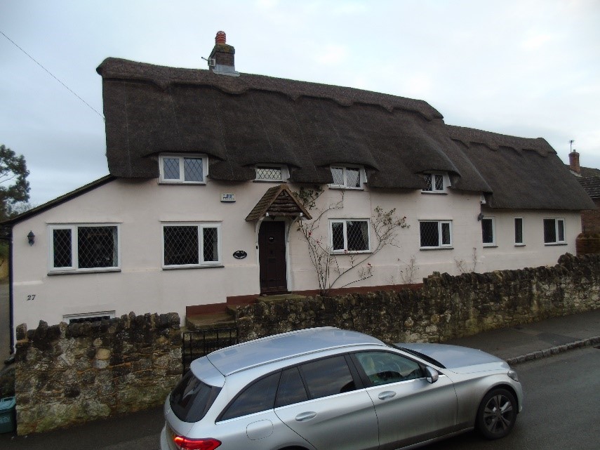 5 Bedroomed Thatched property, Great Brickhill Buckinghamshire