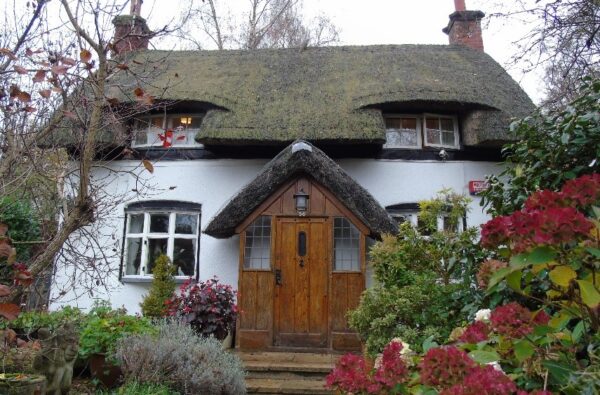 Chocolate Box Cottage, Woburn Sands Grade II Listed