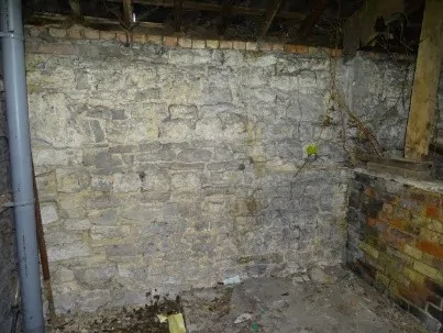 Alan Rance Surveyor - Milton Keynes - Stone Wall Coming Away